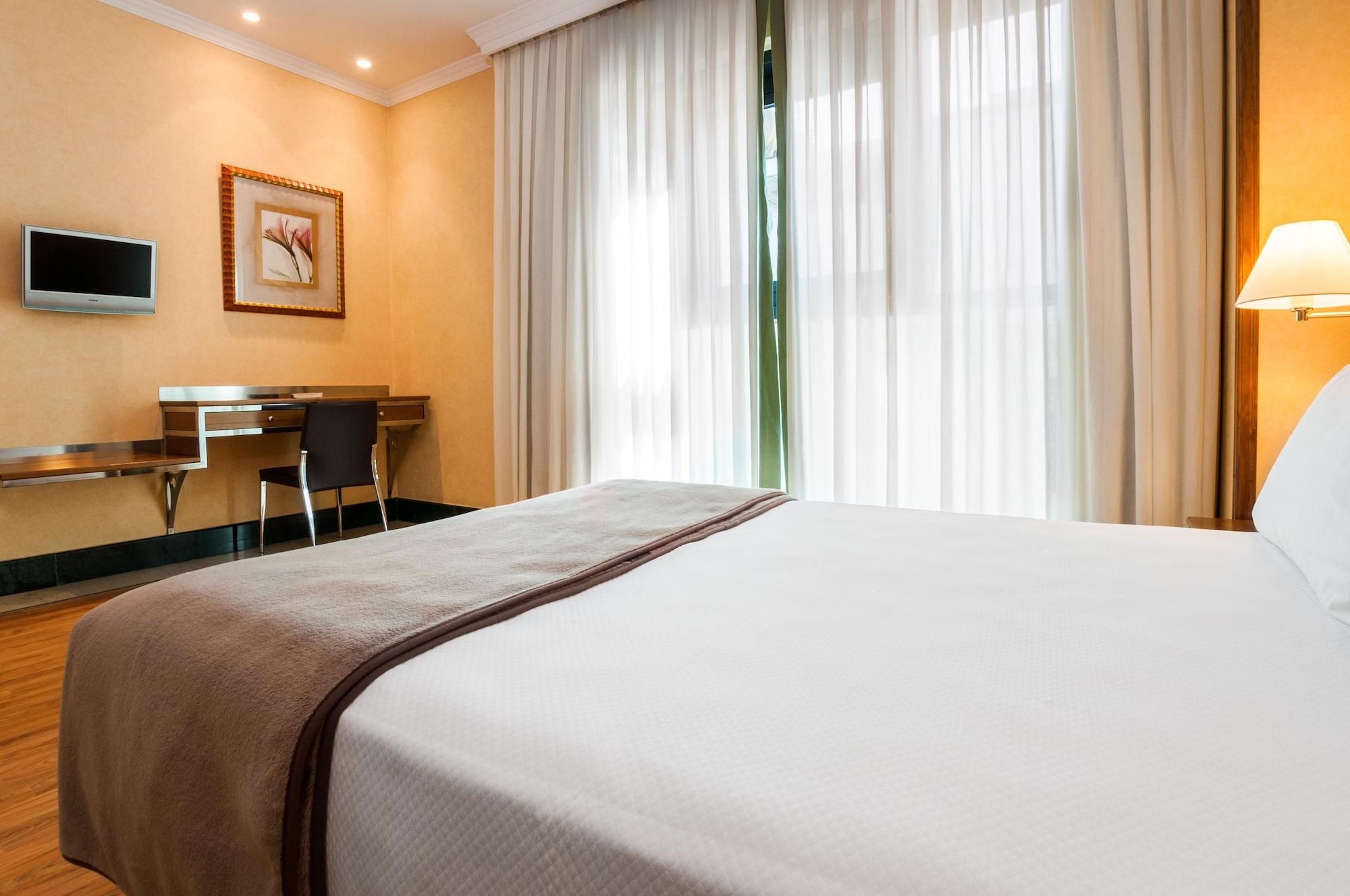 Hotel Julia Madrid Exterior foto